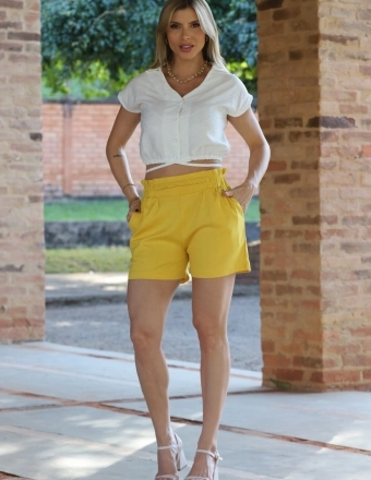 SHORT DE ELÁSTICO COM TRANÇAS NO COS