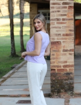 BLUSA COM DUAS FIVELAS NO PEITO - Lilas